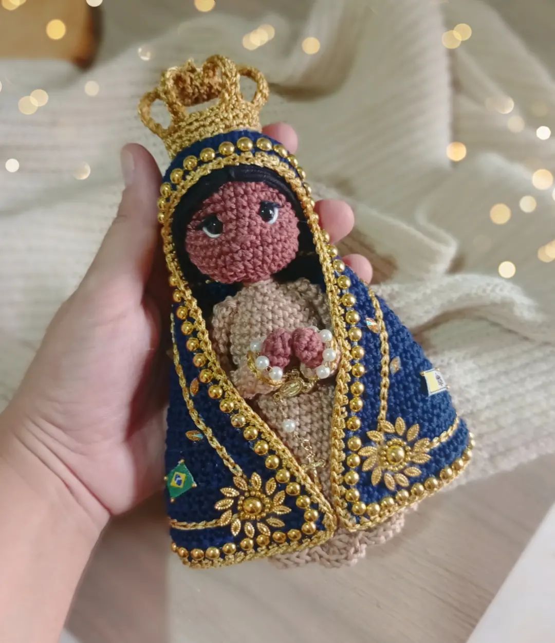 Nossa Senhora Aparecida em crochê